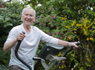  Daniel Green, 81, who lives in Epsom, Surrey, with wife Wendy, has an average resting heart rate of 36 beats per minute but it drops as low as 26bpm, breaking the current Guinness World Records record of 27 beats per minute and setting the new world record for the Slowest heart rate, according to the World Record Academy: www.worldrecordacademy.com/.