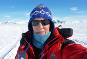 Felicity Aston first woman to ski solo across Antarctica